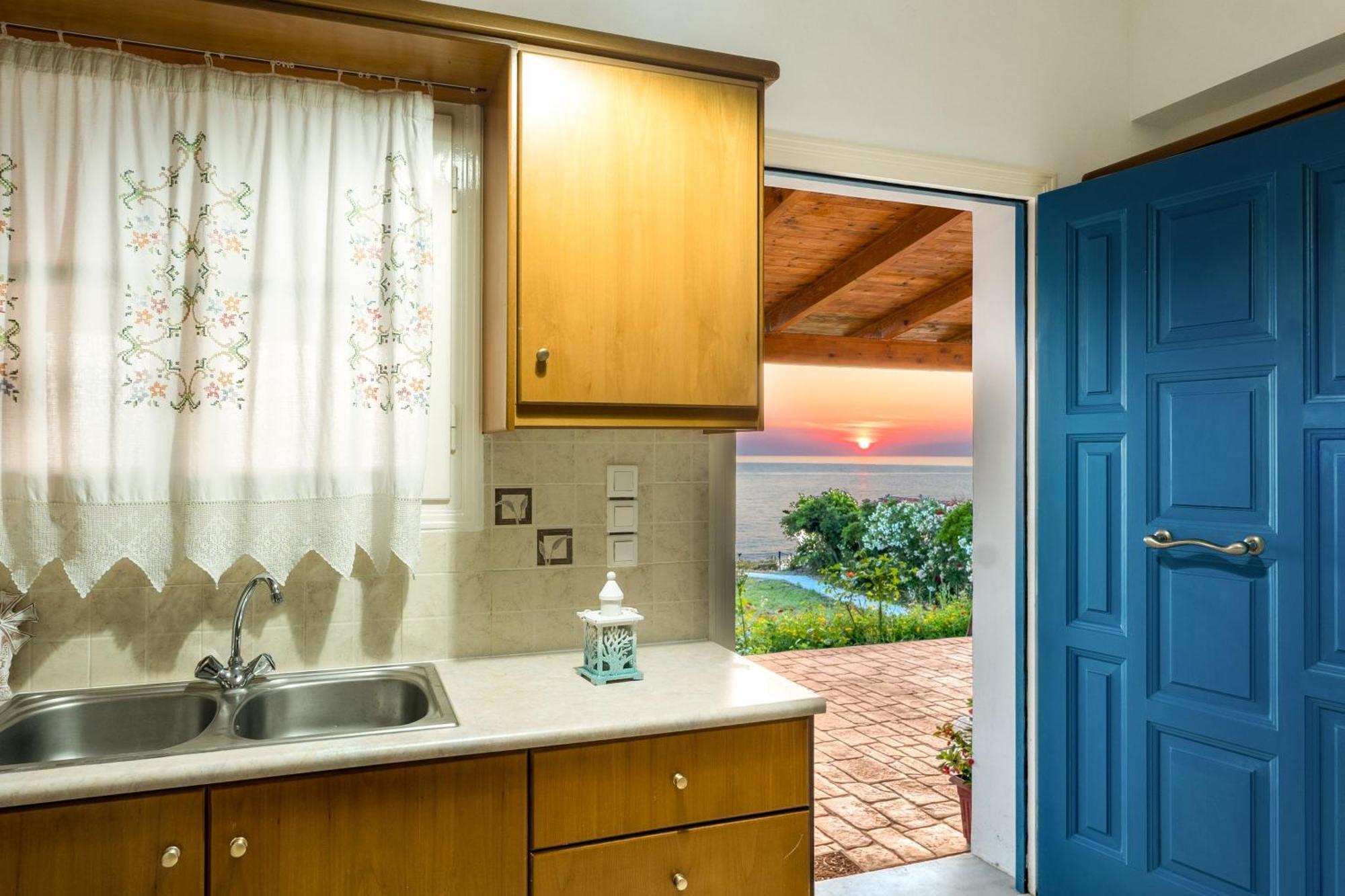 St. Harry'S Windmill Apartamento Makris Gialos  Exterior foto